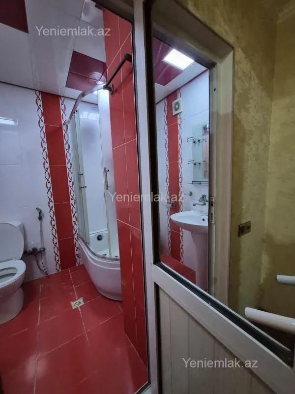 Satılır 2 otaqlı köhnə tikili 55 m²