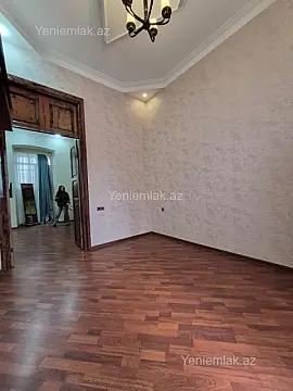 Satılır 2 otaqlı köhnə tikili 55 m²