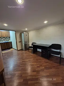 Satılır 2 otaqlı köhnə tikili 55 m²
