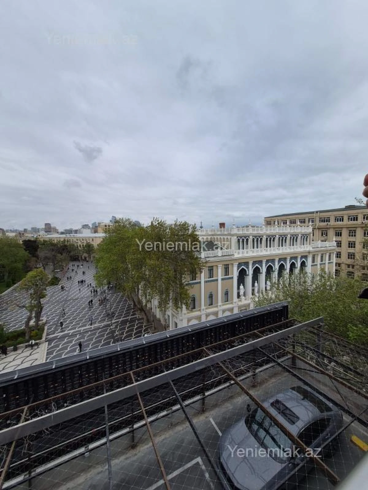 Satılır 2 otaqlı köhnə tikili 55 m²