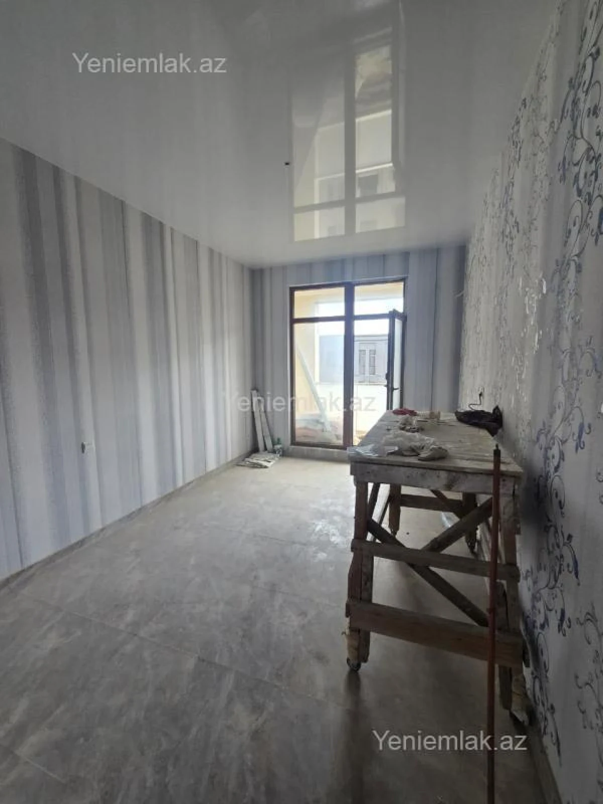 Satılır 1 otaqlı yeni tikili 35 m²