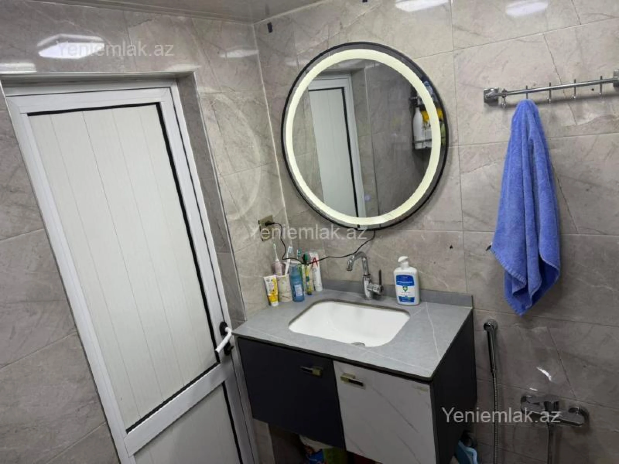 Satılır 3 otaqlı köhnə tikili 65 m²