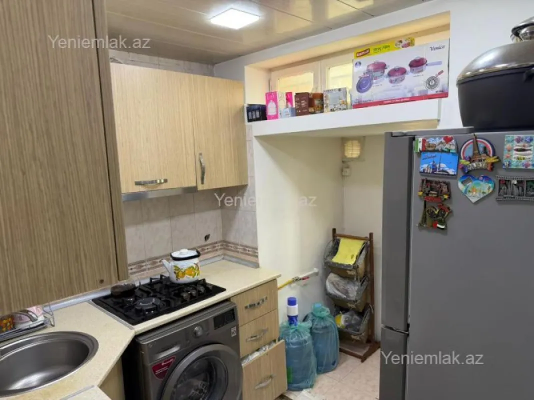 Satılır 3 otaqlı köhnə tikili 65 m²
