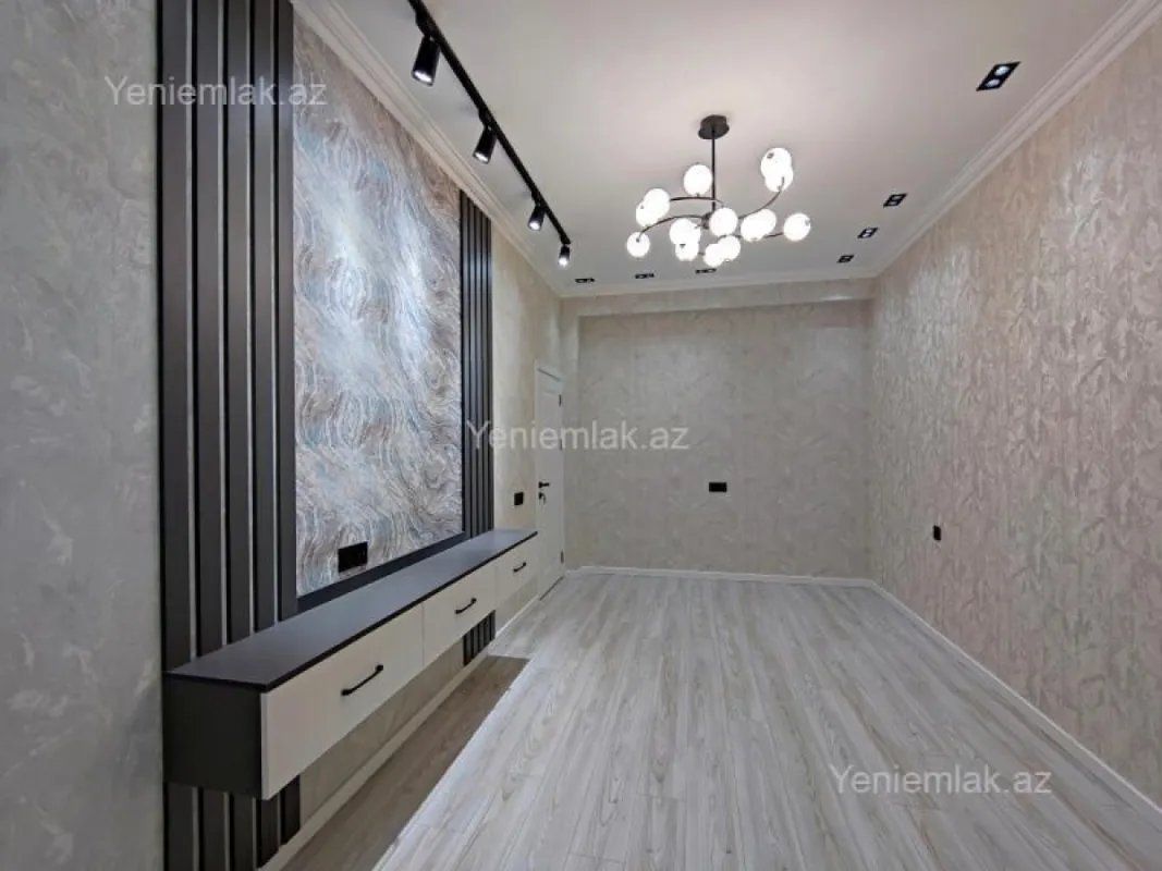 Satılır 2 otaqlı yeni tikili 62 m²
