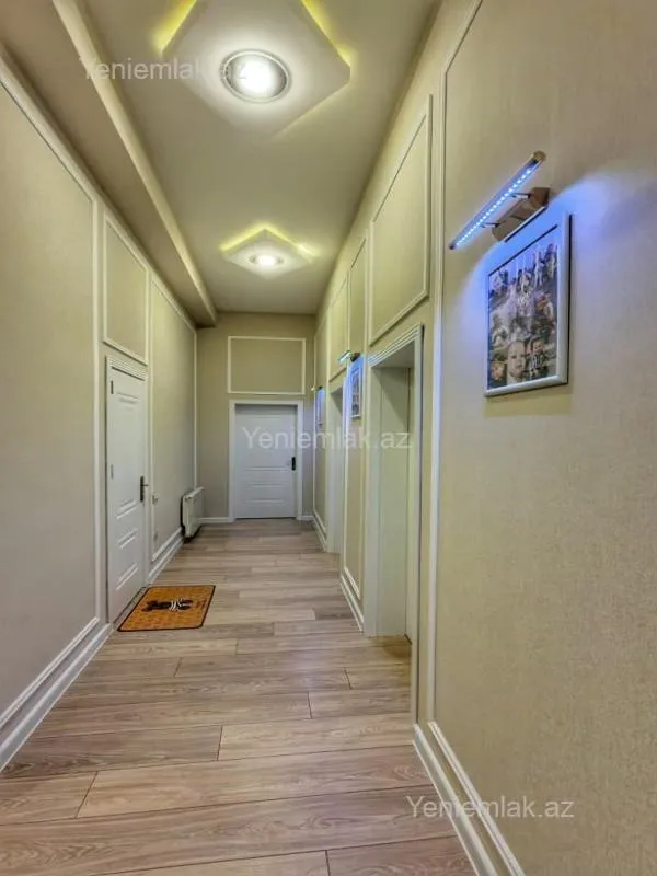 Satılır 2 otaqlı yeni tikili 83 m²