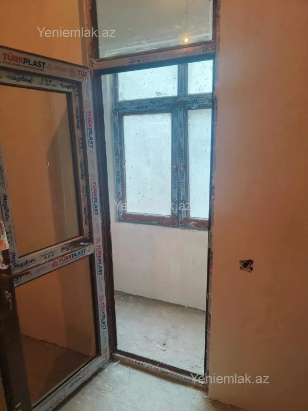 Satılır 3 otaqlı yeni tikili 70 m²