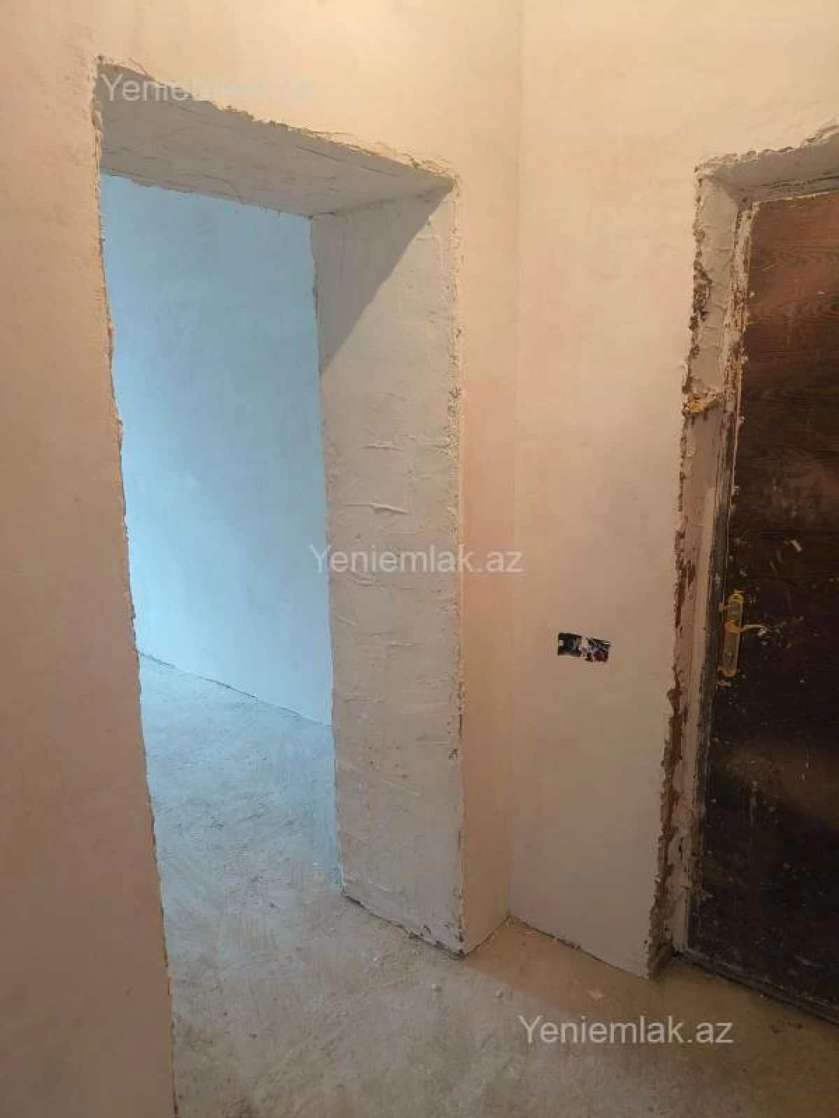 Satılır 3 otaqlı yeni tikili 70 m²
