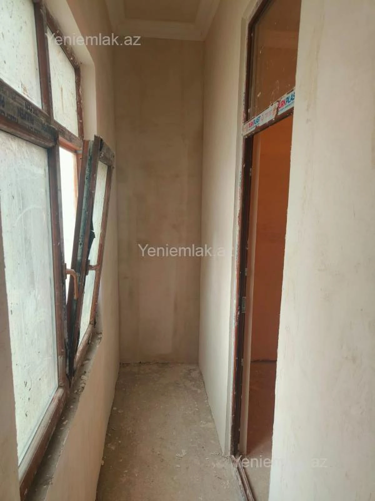 Satılır 3 otaqlı yeni tikili 70 m²