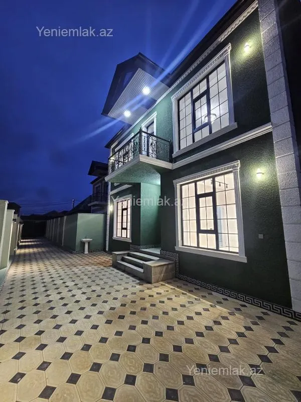 Satılır 5 otaqlı həyət evi 180 m²