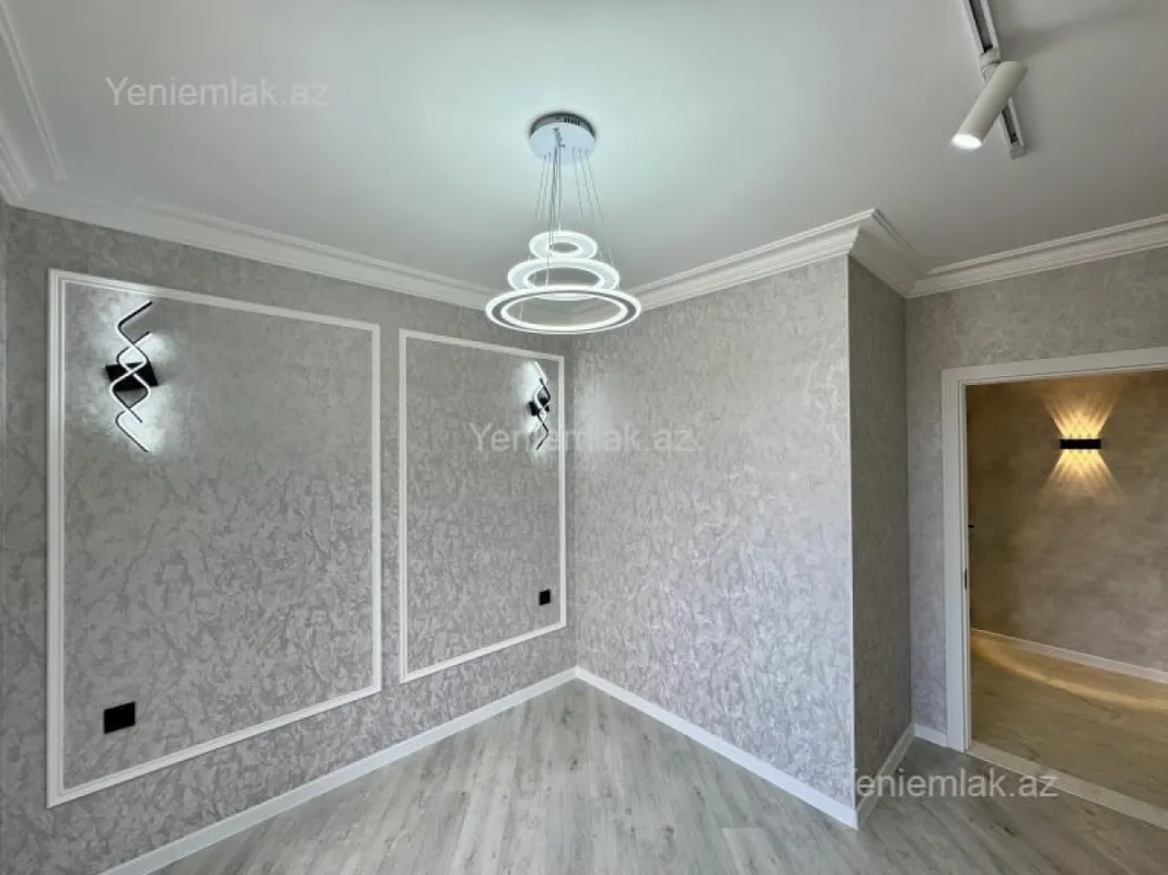 Satılır 5 otaqlı köhnə tikili 75 m²