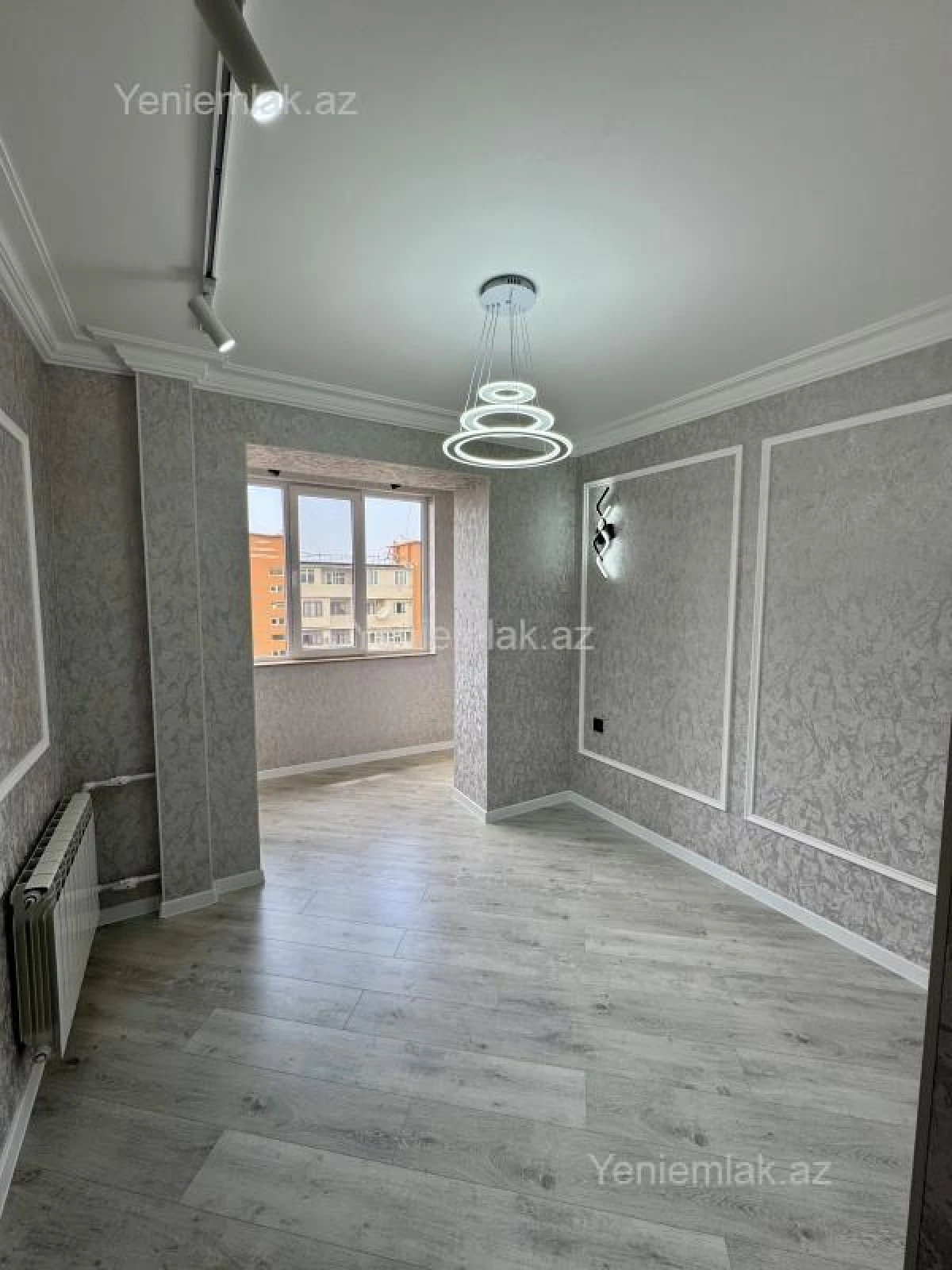 Satılır 5 otaqlı köhnə tikili 75 m²