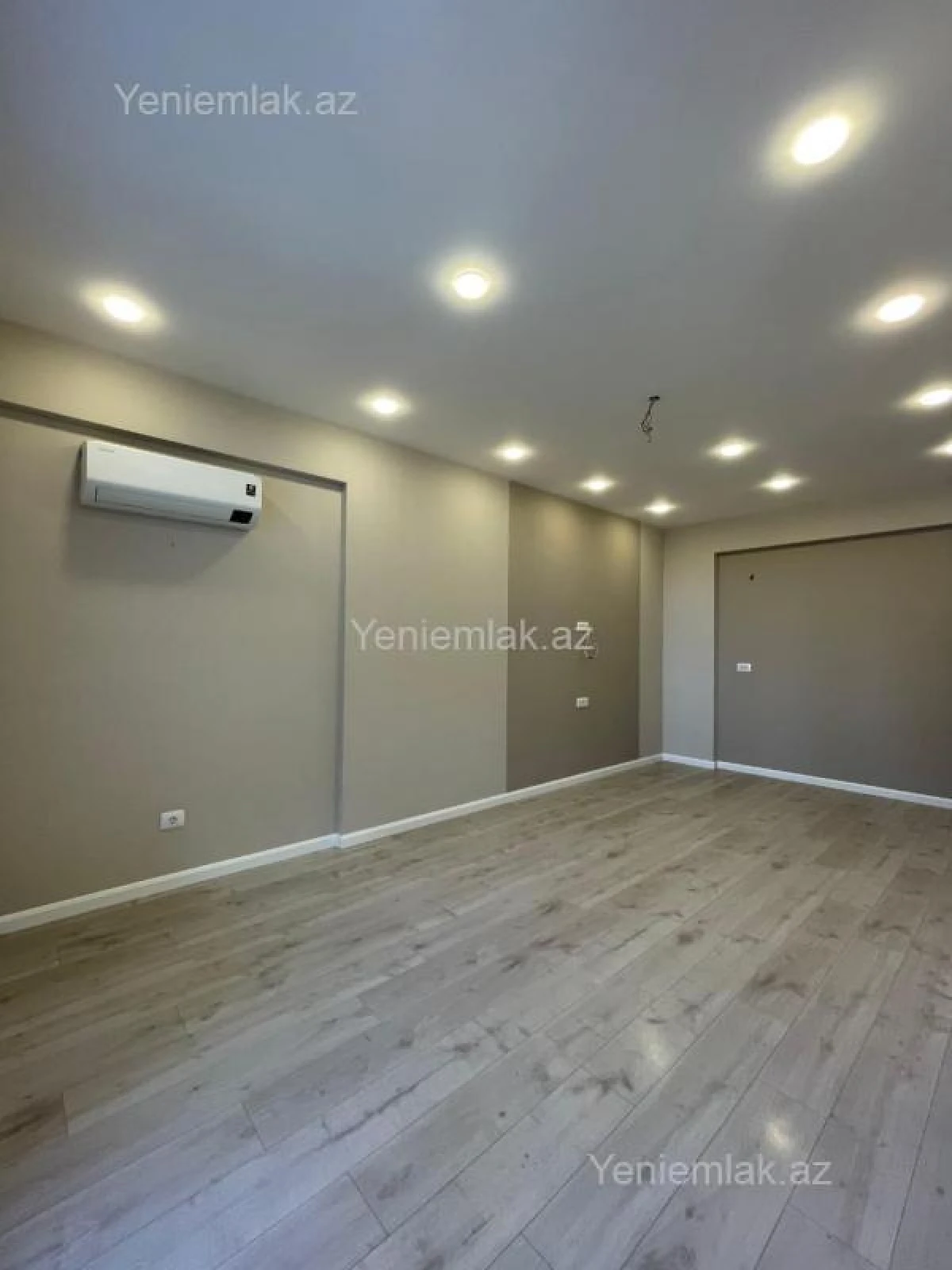 Satılır 3 otaqlı yeni tikili 85 m²