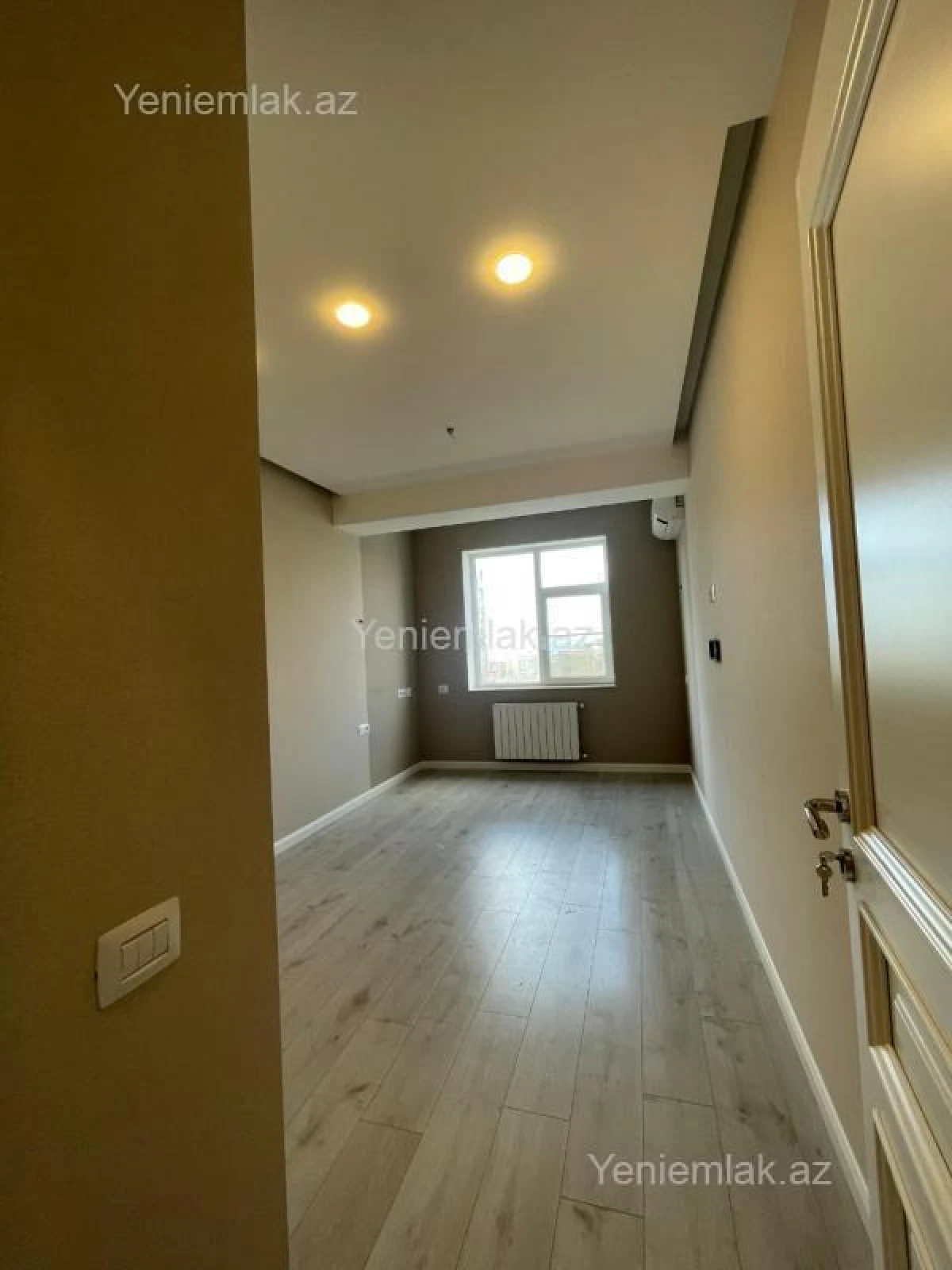 Satılır 3 otaqlı yeni tikili 85 m²