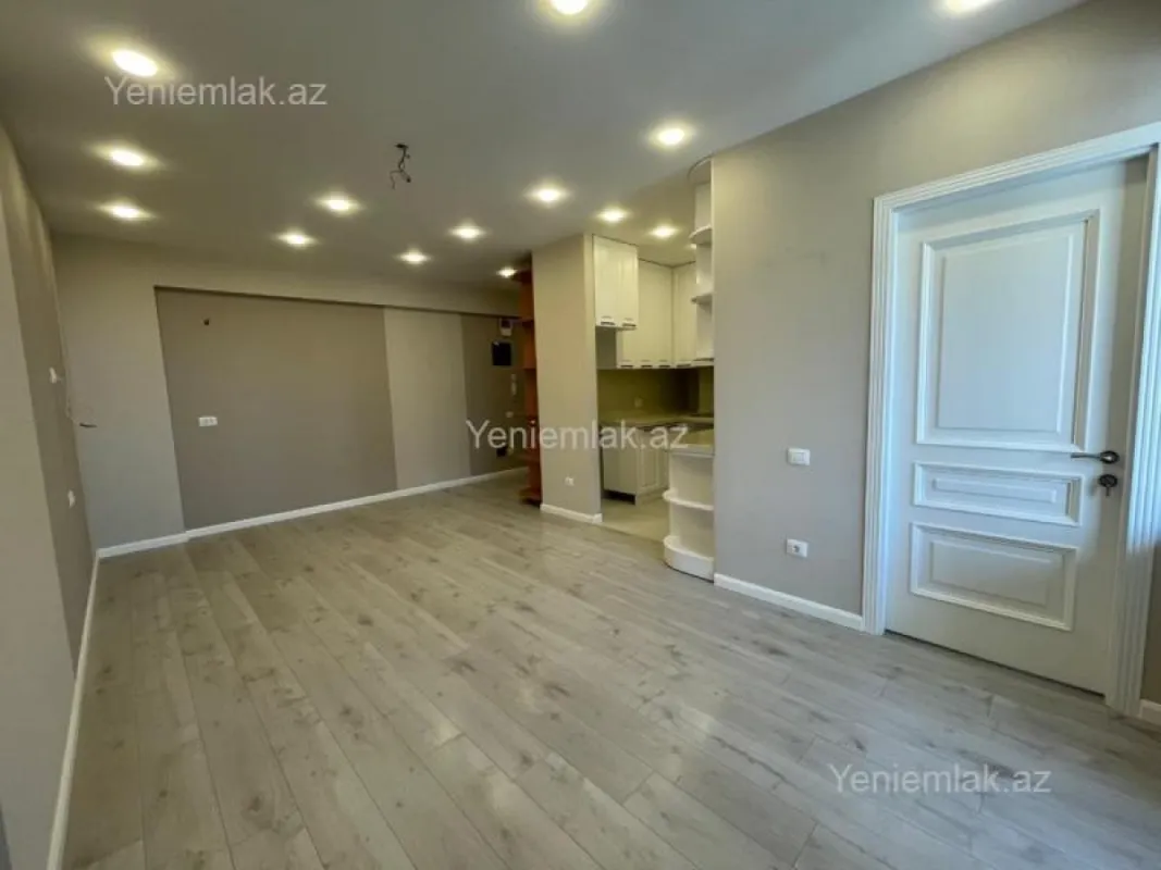 Satılır 3 otaqlı yeni tikili 85 m²