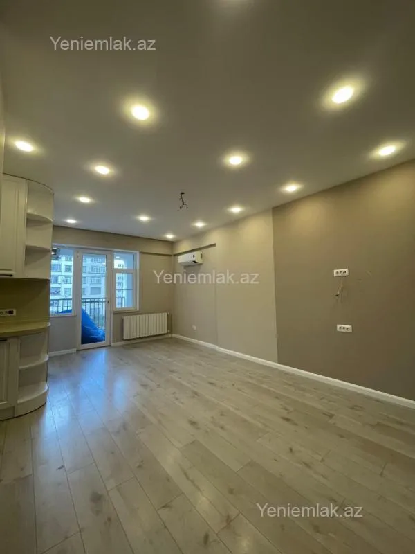Satılır 3 otaqlı yeni tikili 85 m²