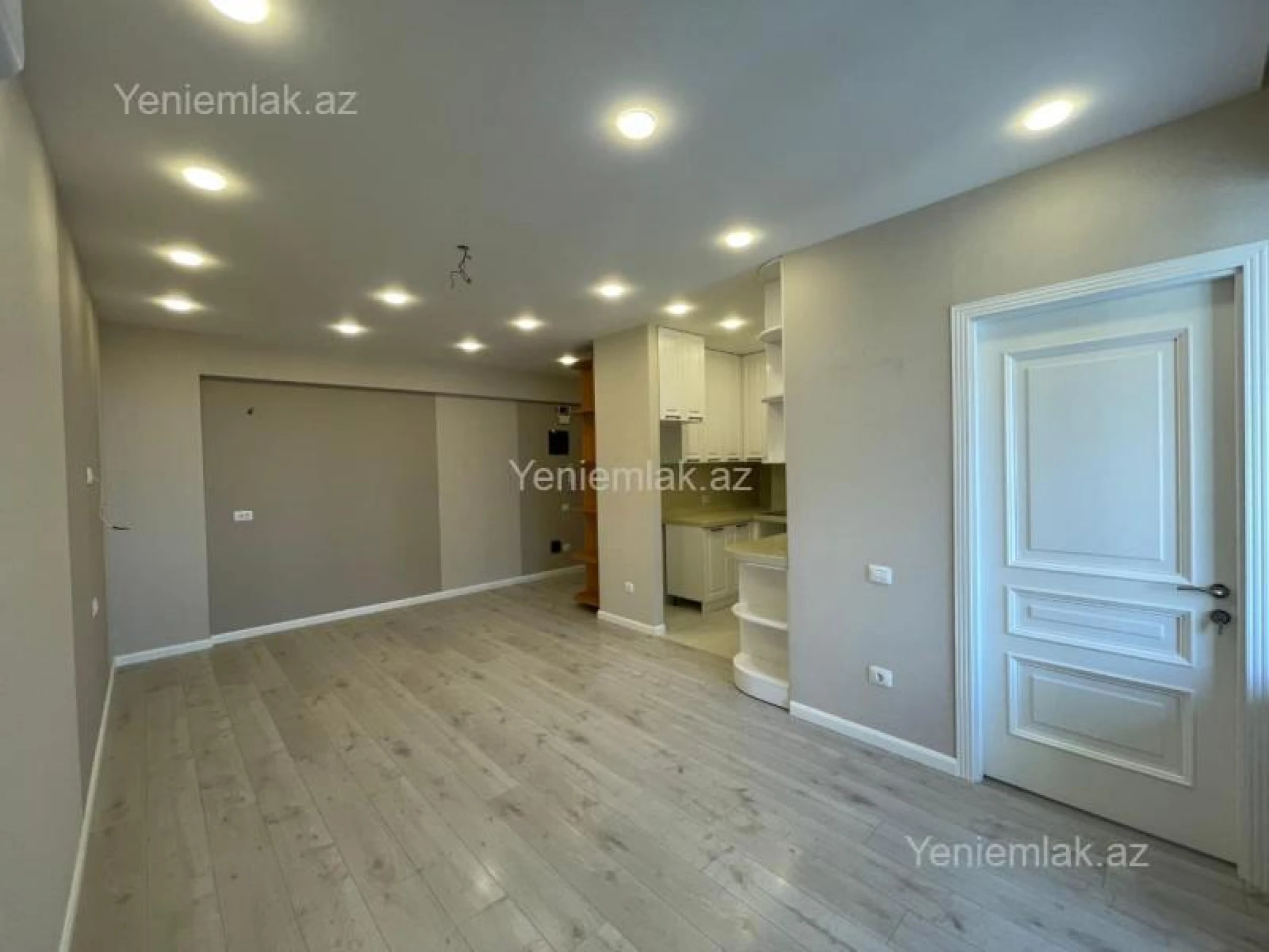 Satılır 3 otaqlı yeni tikili 85 m²