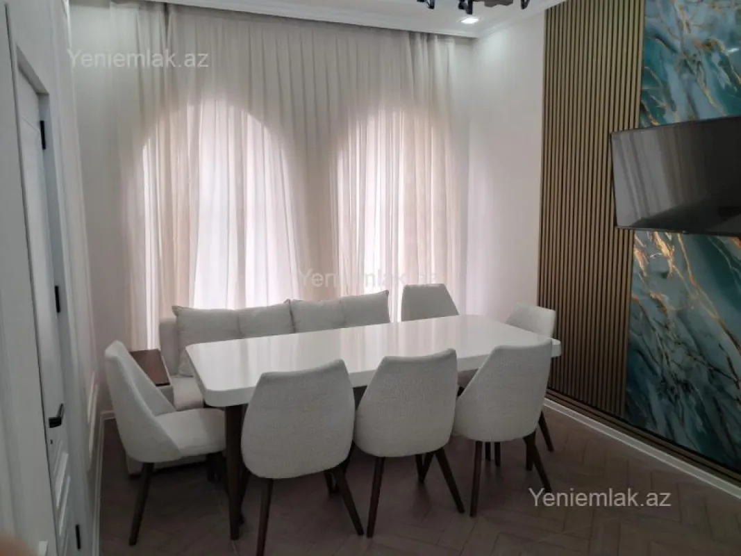 Satılır 4 otaqlı həyət evi 100 m²