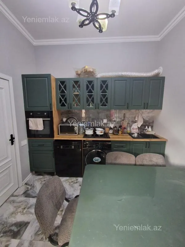 Satılır 4 otaqlı həyət evi 100 m²