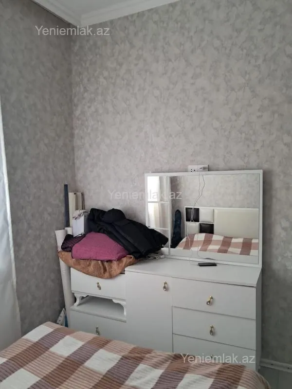 Satılır 4 otaqlı həyət evi 100 m²