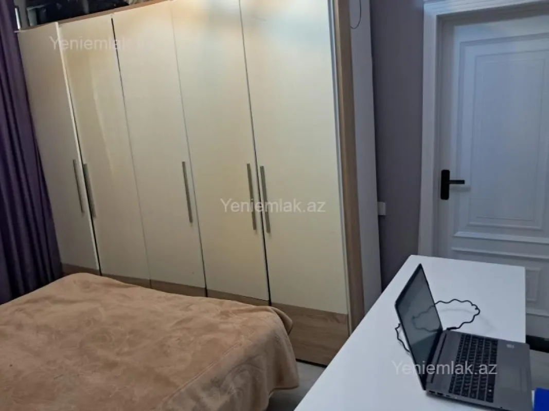 Satılır 4 otaqlı həyət evi 100 m²
