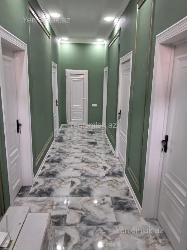 Satılır 4 otaqlı həyət evi 100 m²