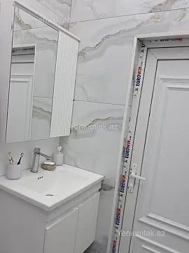 Satılır 4 otaqlı həyət evi 100 m²