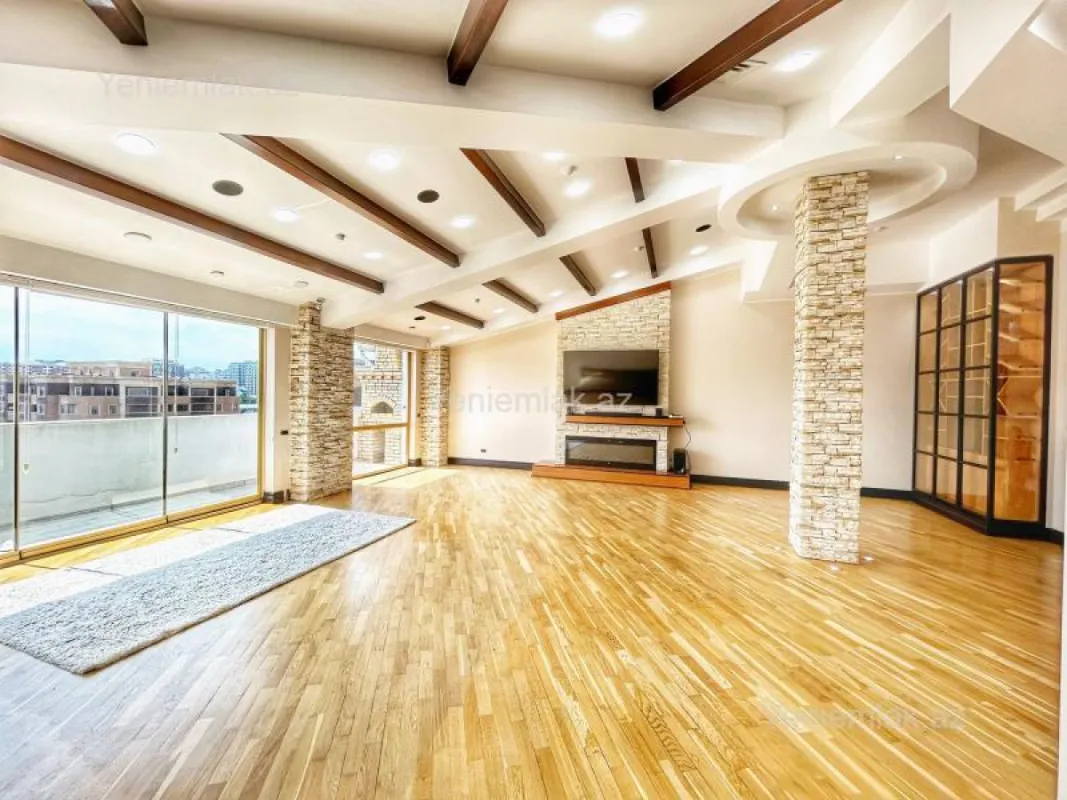 Satılır 4 otaqlı yeni tikili 200.5 m²