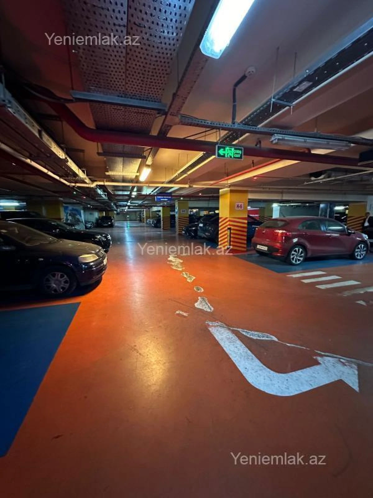 Satılır 4 otaqlı yeni tikili 250.5 m²