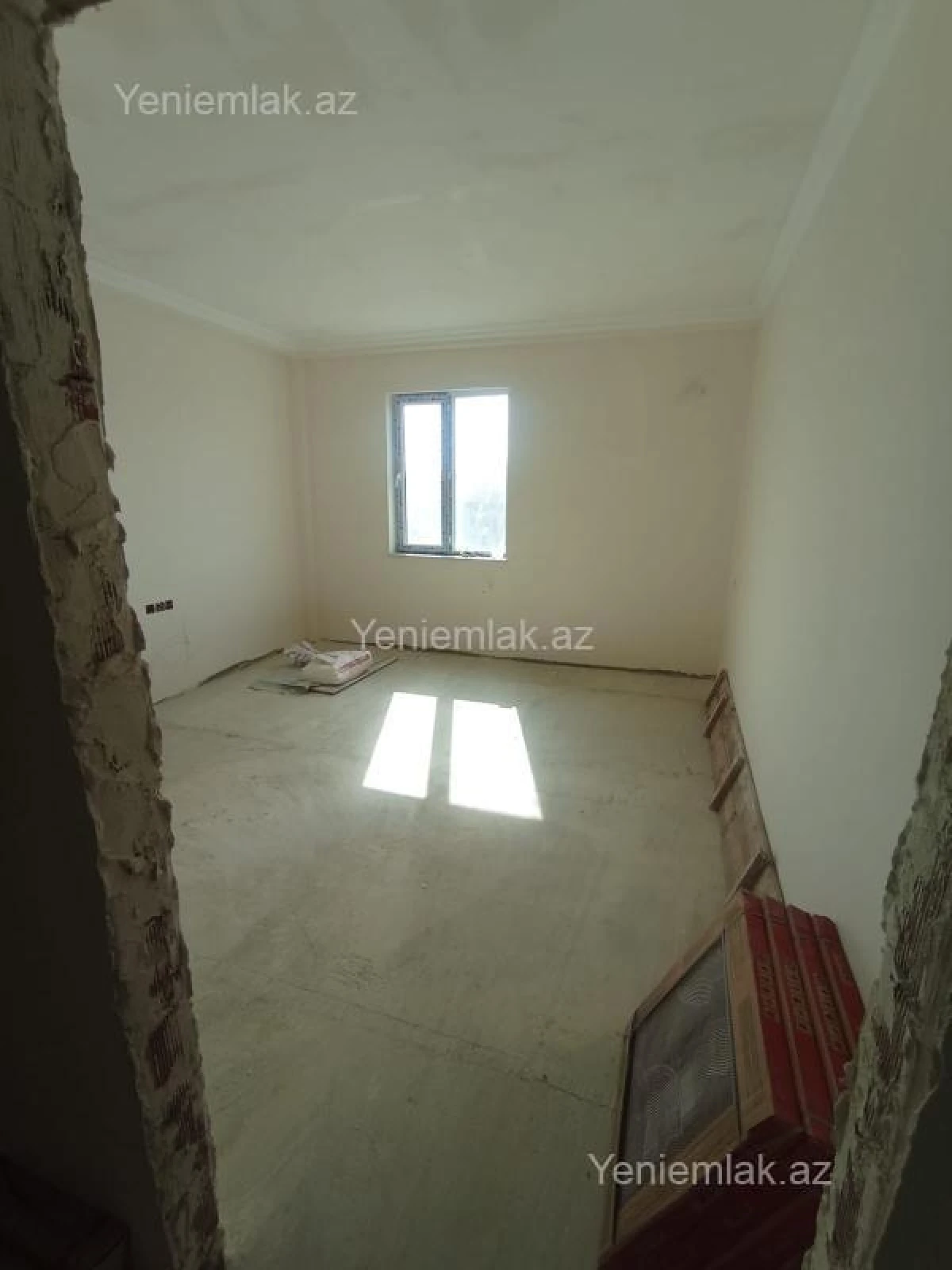 Satılır 12 otaqlı yeni tikili 260 m²