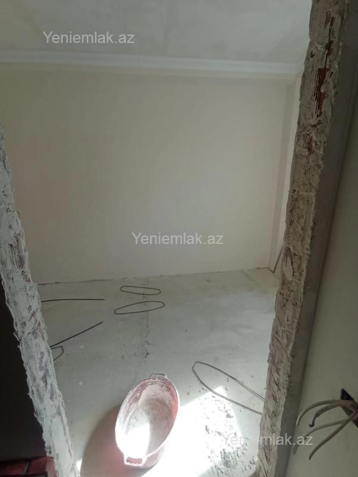 Satılır 12 otaqlı yeni tikili 260 m²