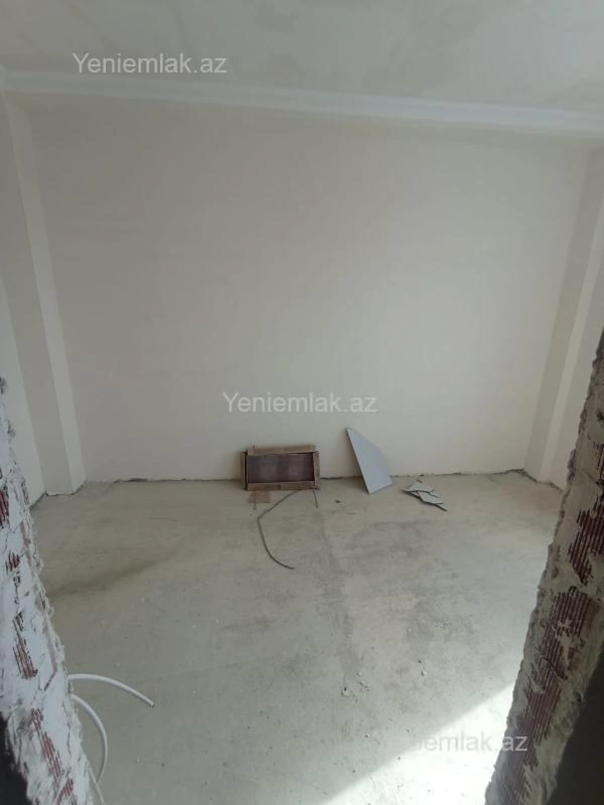 Satılır 12 otaqlı yeni tikili 260 m²