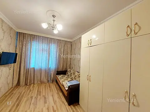 Satılır 5 otaqlı köhnə tikili 110 m²