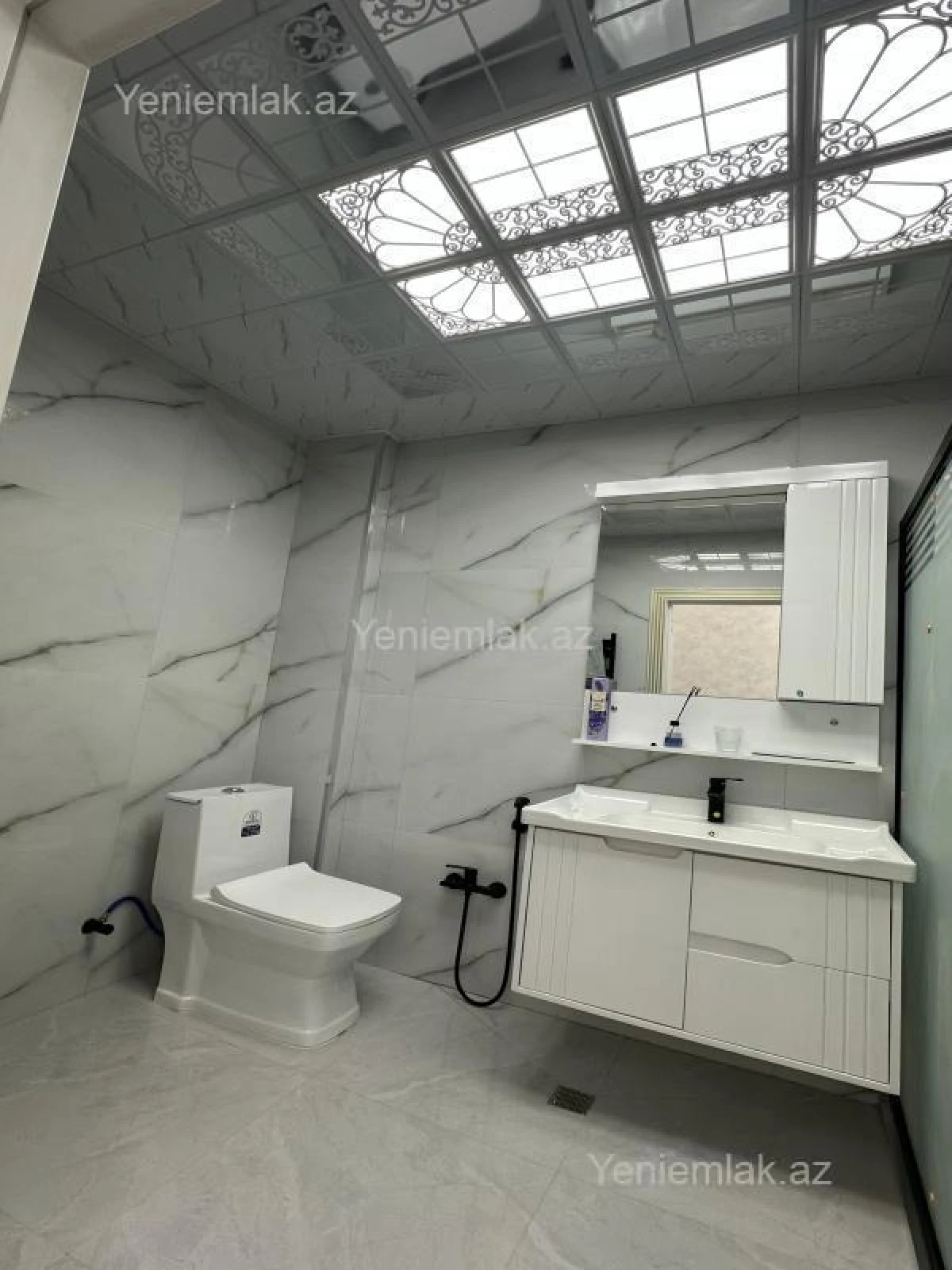 Satılır 1 otaqlı yeni tikili 67 m²