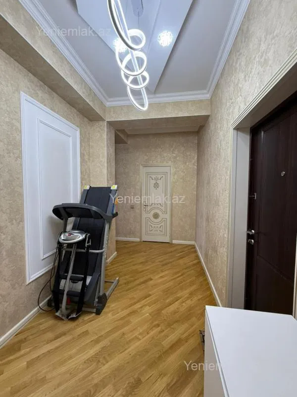 Satılır 2 otaqlı yeni tikili 84 m²