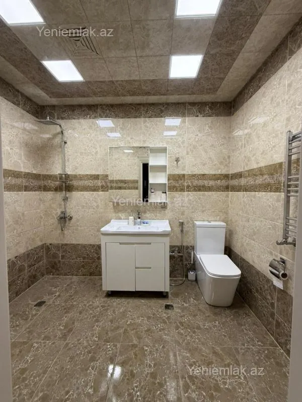 Satılır 2 otaqlı yeni tikili 84 m²