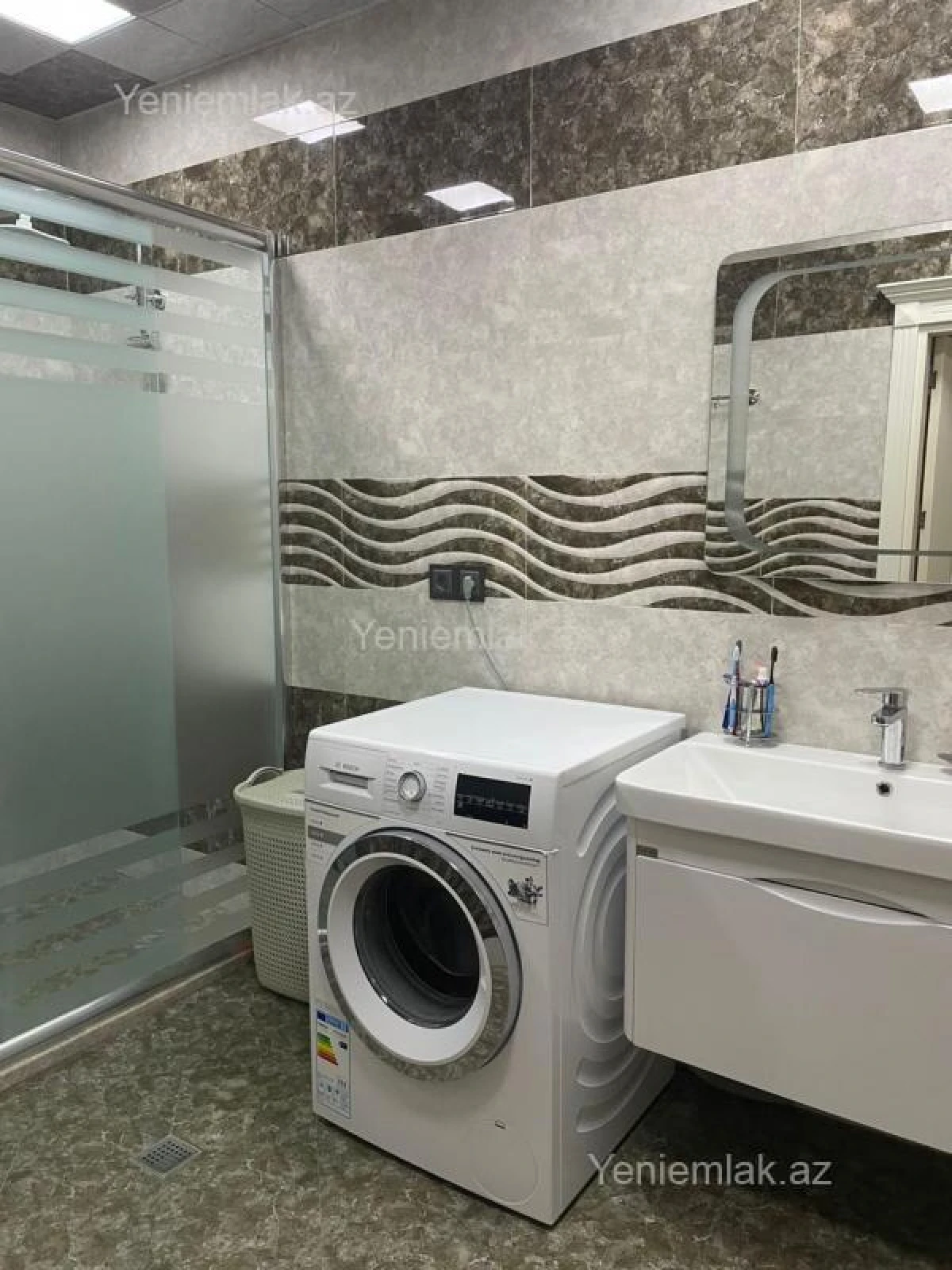 Satılır 3 otaqlı yeni tikili 127 m²