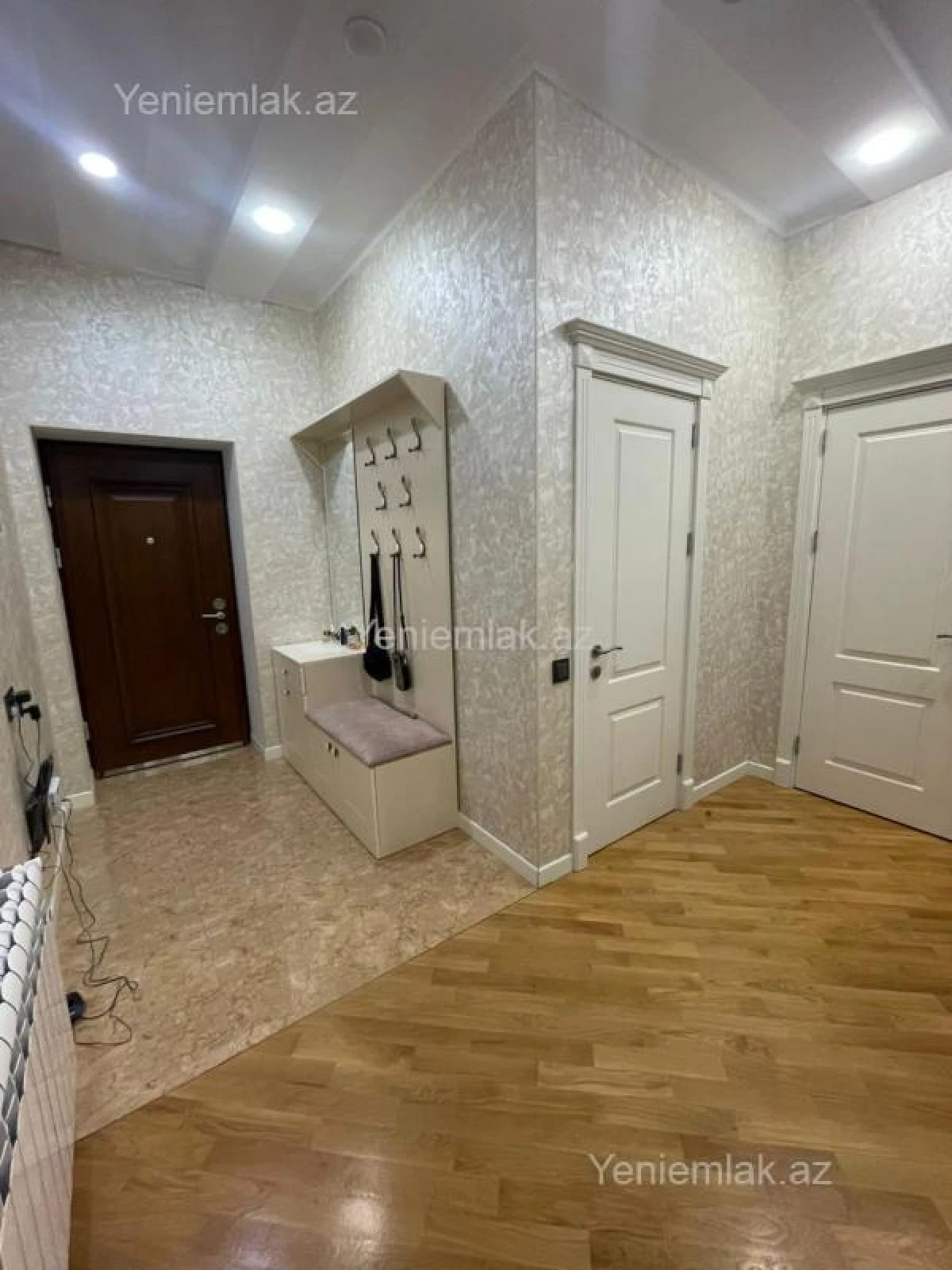 Satılır 3 otaqlı yeni tikili 127 m²