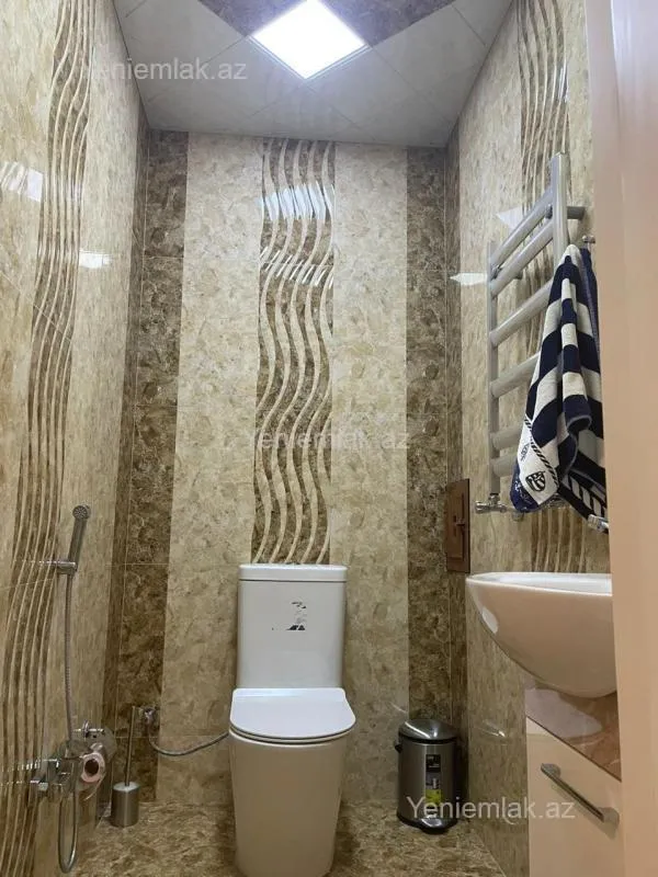 Satılır 3 otaqlı yeni tikili 127 m²