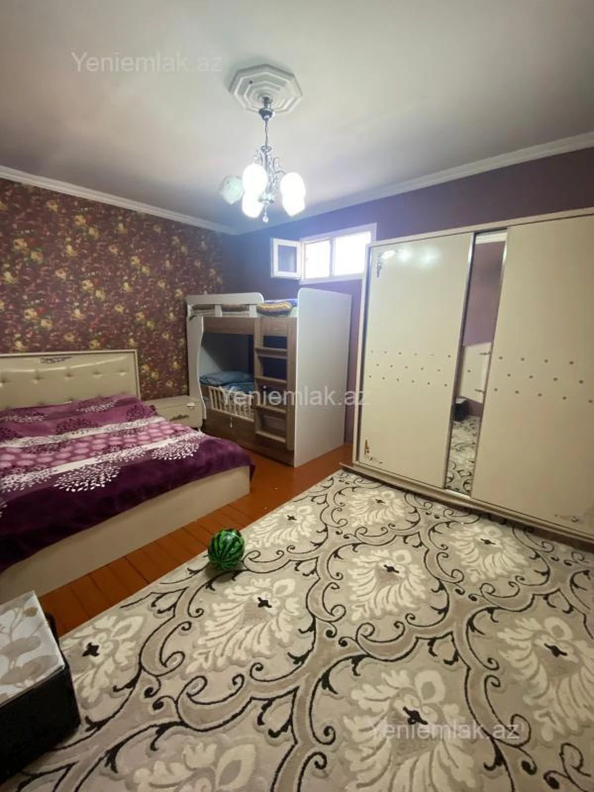 Satılır 4 otaqlı həyət evi 150 m²