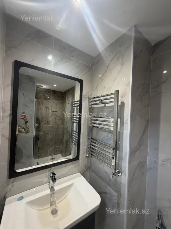 Satılır 1 otaqlı yeni tikili 49 m²