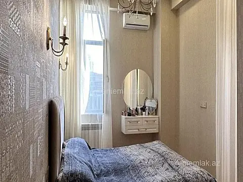 Satılır 3 otaqlı yeni tikili 105 m²