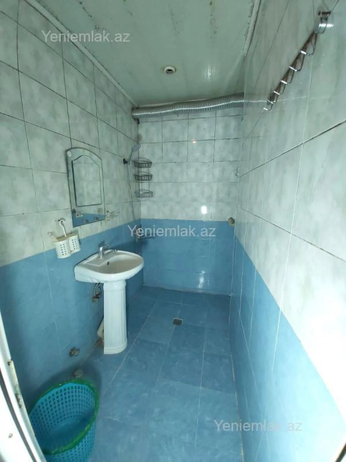 Satılır 3 otaqlı köhnə tikili 80 m²