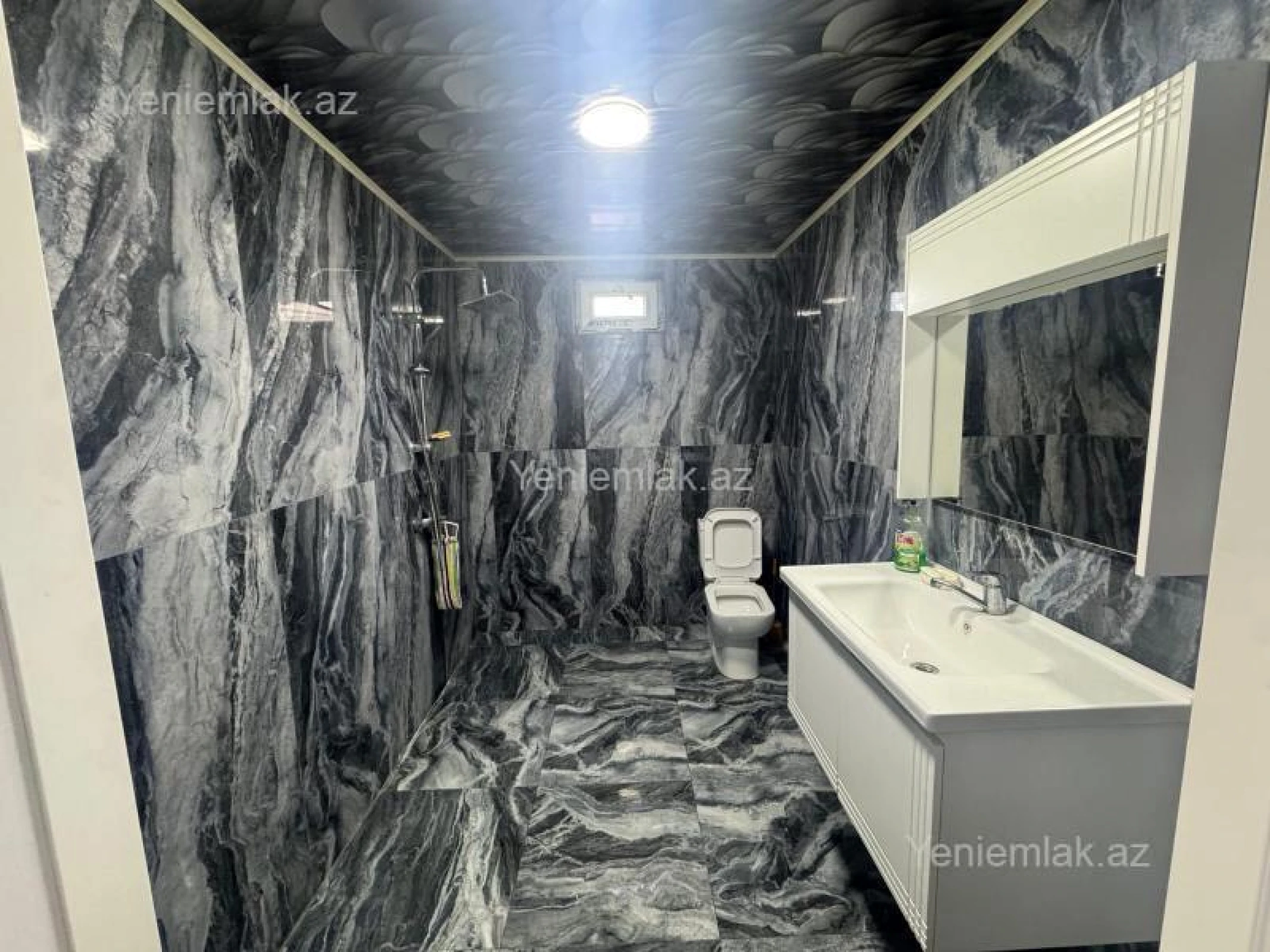 Satılır 5 otaqlı həyət evi 100 m²