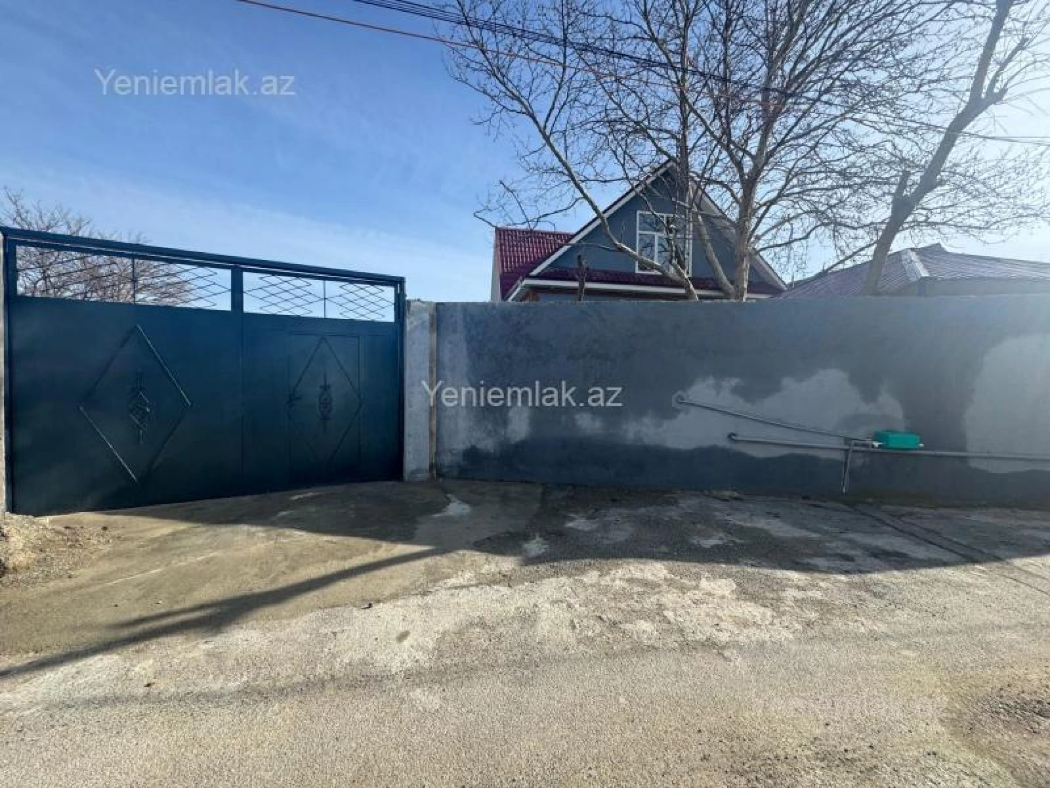 Satılır 5 otaqlı həyət evi 100 m²