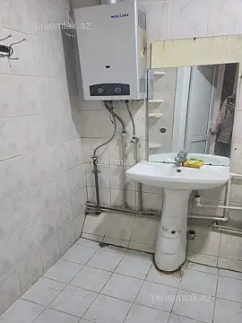 Satılır 2 otaqlı köhnə tikili 52 m²