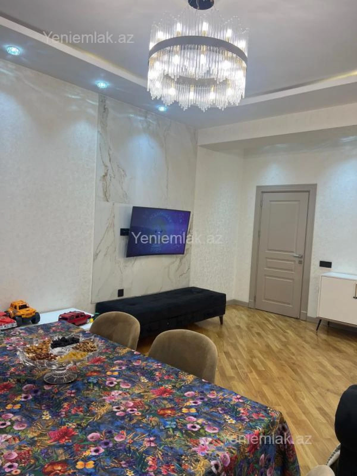 Satılır 2 otaqlı yeni tikili 78 m²