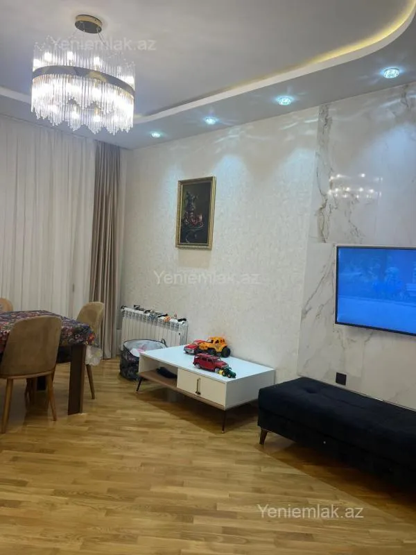 Satılır 2 otaqlı yeni tikili 78 m²