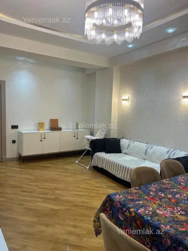 Satılır 2 otaqlı yeni tikili 78 m²