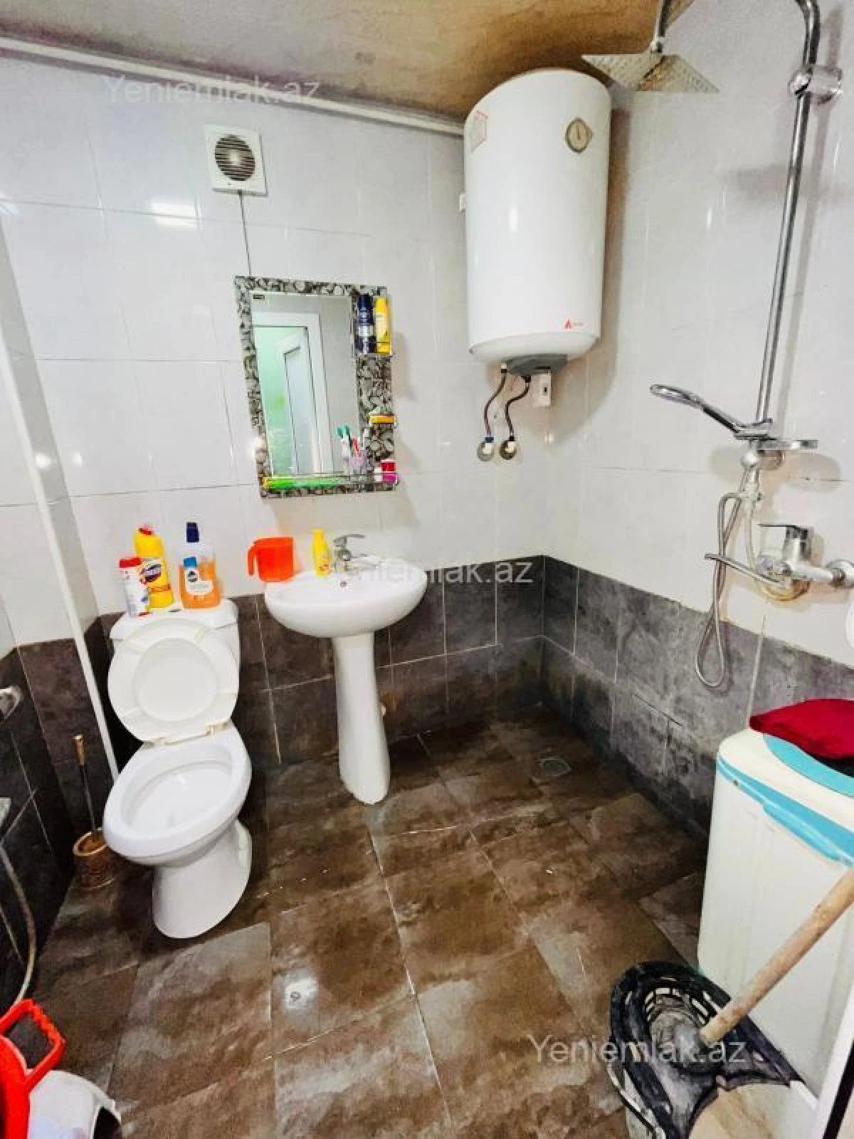 Satılır 2 otaqlı köhnə tikili 45 m²