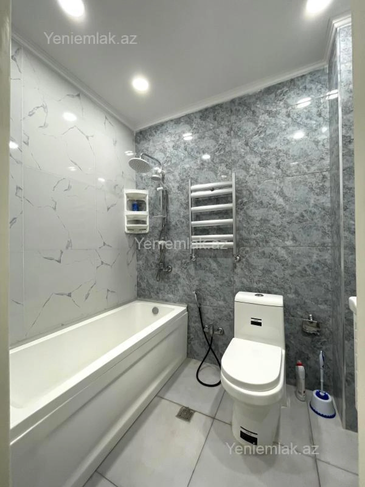 Satılır 3 otaqlı yeni tikili 102 m²